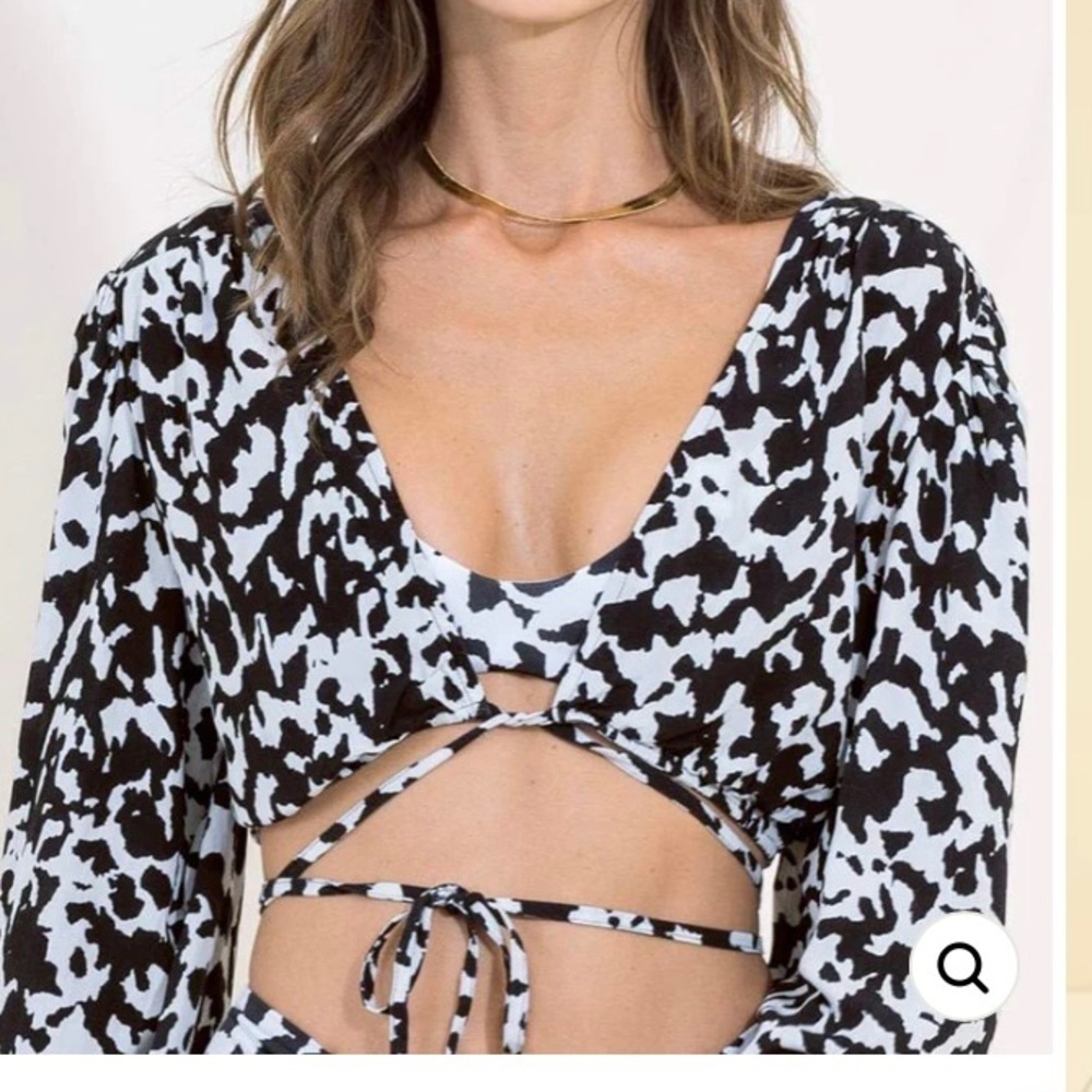 Maaji Spot Butterfly Grace Medium  crop short top coverup black white New w Tags